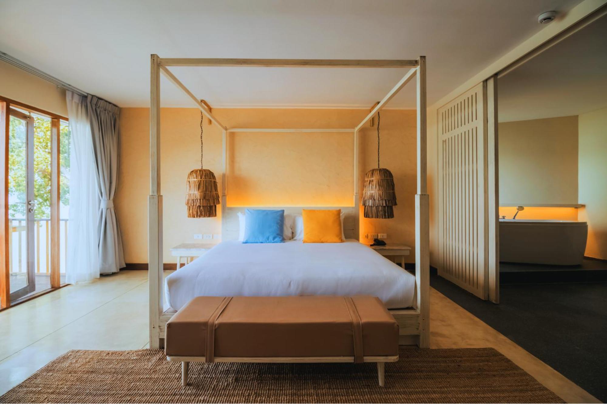 Sea Sun Bed & Beyond Hotel Bang Rak Beach  Exterior photo